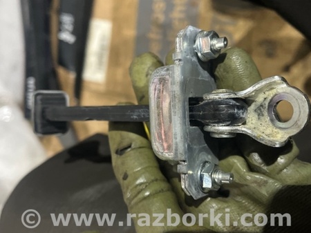 ФОТО Ограничитель двери передний левый для Subaru Outback IV BM/BR (09-14) Київ