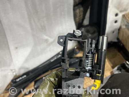 ФОТО Кронштейн ручки дверной передний левый для Subaru Outback IV BM/BR (09-14) Київ