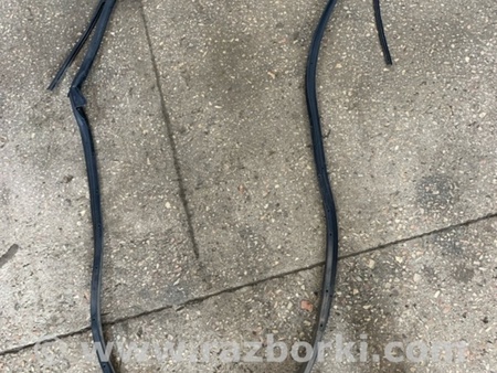 ФОТО Уплотнительная резинка задняя левая для Subaru Outback V BS (14-21) Київ