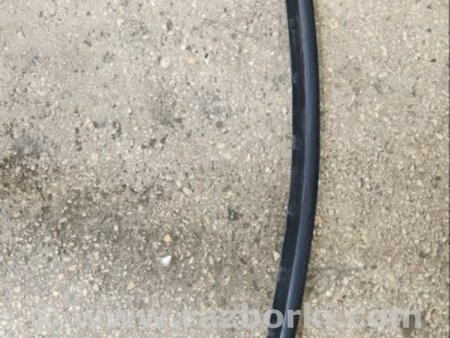 ФОТО Уплотнительная резинка передняя для Subaru Tribeca B9 (05-08) Київ