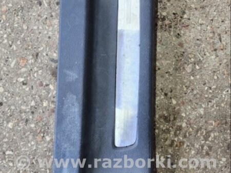 ФОТО Накладка на порог в салоне задняя правая для Subaru Tribeca B9 (05-08) Київ