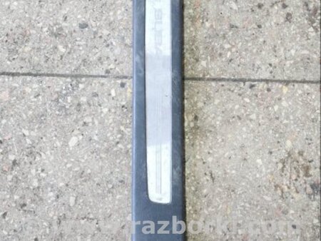 ФОТО Накладка на порог в салоне передняя правая для Subaru Tribeca B9 (05-08) Київ