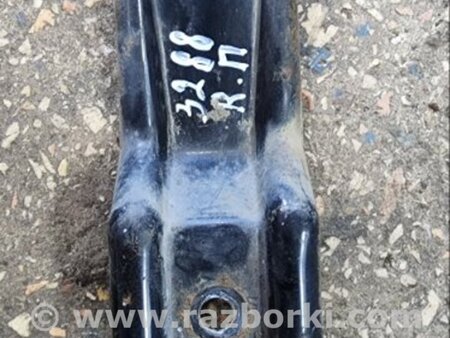 ФОТО Кронштейн передний правый для Subaru Tribeca B9 (05-08) Київ