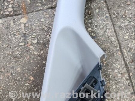 ФОТО Обшивка салона передняя правая для Subaru Tribeca B9 (05-08) Київ