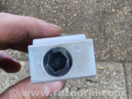 ФОТО Клапан для Subaru Tribeca B9 (05-08) Київ