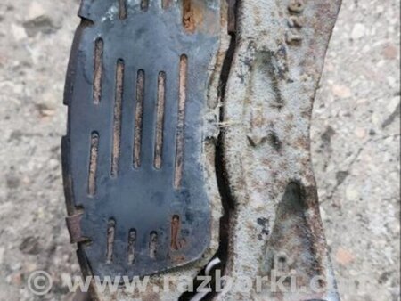 ФОТО Скоба суппорта передняя правая для Subaru Tribeca B9 (05-08) Київ