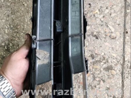 ФОТО Решетка бампера левая для Subaru Tribeca B9 (05-08) Київ