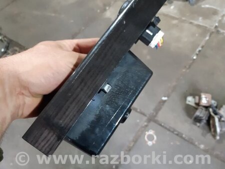 ФОТО Кнопка задняя левая для KIA Sorento 1 BL (02-09) Київ