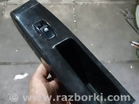 ФОТО Кнопка задняя правая для KIA Sorento 1 BL (02-09) Київ