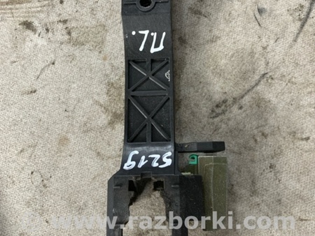 ФОТО Кронштейн ручки дверной передний левый для Subaru Tribeca B9 (05-08) Київ