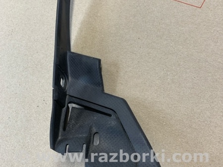 ФОТО Заглушка правая для Subaru Tribeca B9 (05-08) Київ