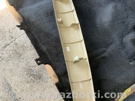 ФОТО Обшивка крышки багажника для Subaru Tribeca B9 (05-08) Київ