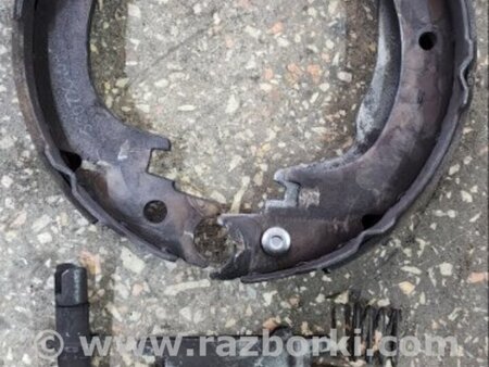 ФОТО Комплект колодок и механизмов ручного торомоза для Subaru Tribeca B9 (05-08) Київ