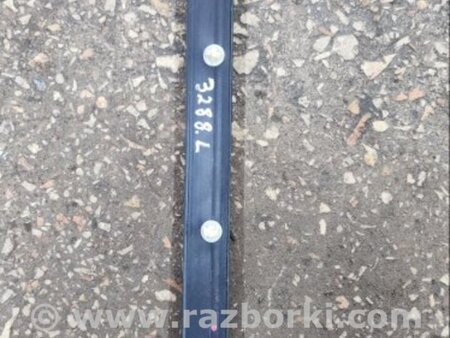 ФОТО Уплотнительная резинка левая для Subaru Tribeca B9 (05-08) Київ