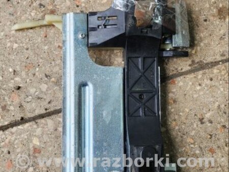 ФОТО Кронштейн ручки дверной задний правый для Subaru Tribeca B9 (05-08) Київ