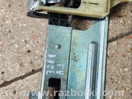 ФОТО Кронштейн ручки дверной задний правый для Subaru Tribeca B9 (05-08) Київ