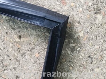 ФОТО Направляющая стекла задняя правая для Subaru Tribeca B9 (05-08) Київ