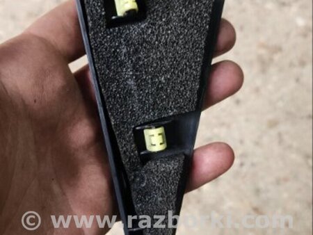 ФОТО Накладка на дверь задняя правая для Subaru Tribeca B9 (05-08) Київ