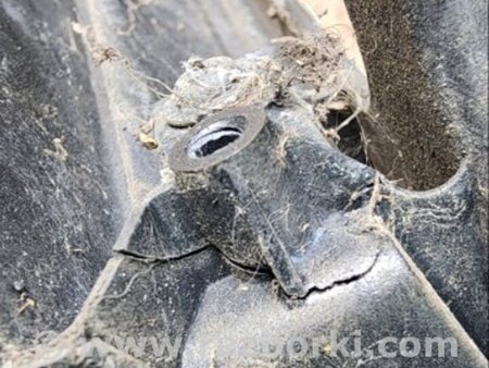 ФОТО Решетка бампера правая для Subaru Tribeca B9 (05-08) Київ