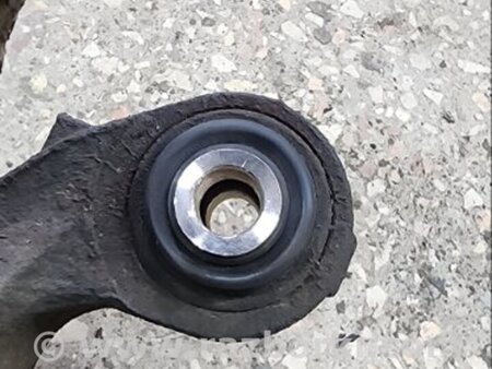 ФОТО Цапфа задняя для Subaru Tribeca B9 (05-08) Київ