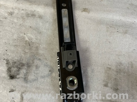 ФОТО Кронштейн передний правый для Subaru Tribeca B9 (05-08) Київ