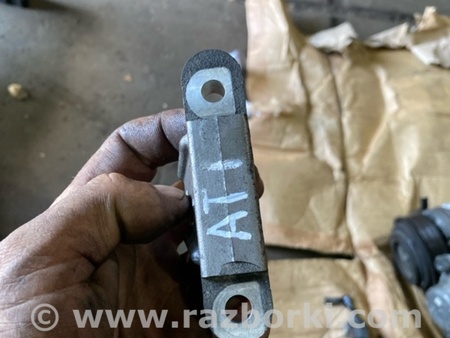 ФОТО Кронштейн для Subaru Tribeca B9 (05-08) Київ