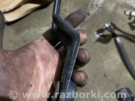 ФОТО Крепление радиатора для Subaru Tribeca B9 (05-08) Київ