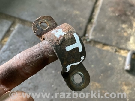 ФОТО Скоба стабилизатора передняя для Subaru Legacy IV BL/BP (03-09) Київ