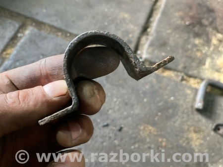 ФОТО Скоба стабилизатора передняя для Subaru Legacy IV BL/BP (03-09) Київ