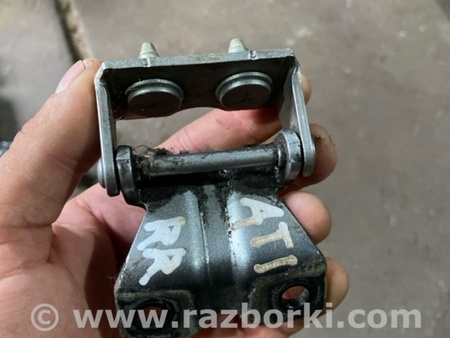 ФОТО Петля багажника задняя правая для Subaru Tribeca B9 (05-08) Київ