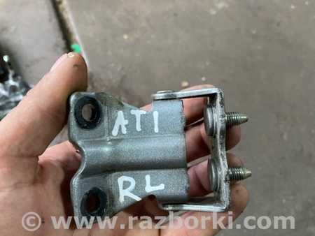 ФОТО Петля багажника задняя левая для Subaru Tribeca B9 (05-08) Київ