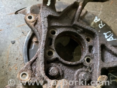 ФОТО Цапфа задняя для Subaru Tribeca B9 (05-08) Київ