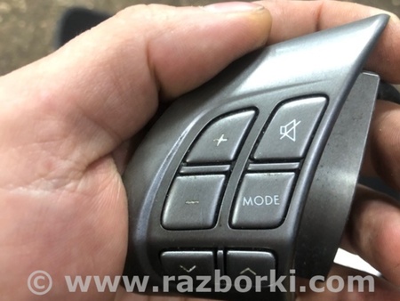 ФОТО Кнопки руля для Subaru Outback Киев