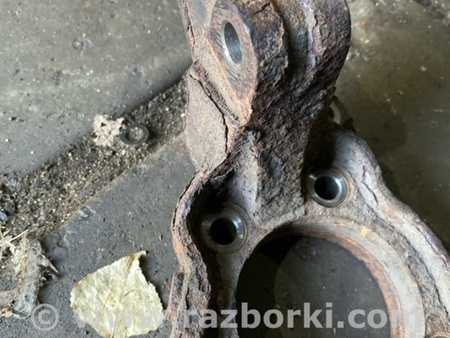 ФОТО Кулак поворотный для Subaru Tribeca B9 (05-08) Київ