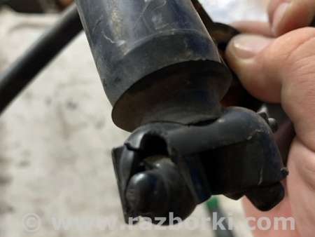 ФОТО Форсунка омывателя фар правая для KIA Sorento 1 BL (02-09) Київ