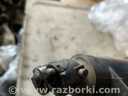 ФОТО Форсунка омывателя фар правая для KIA Sorento 1 BL (02-09) Київ