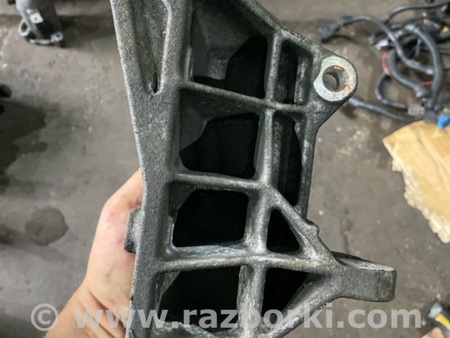 ФОТО Кронштейн для Subaru Legacy IV BL/BP (03-09) Київ
