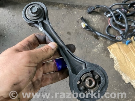 ФОТО Подушка КПП для Subaru Legacy IV BL/BP (03-09) Київ