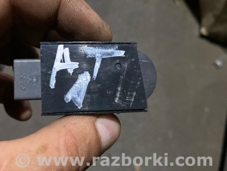 ФОТО Кнопка для Subaru Tribeca B9 (05-08) Київ