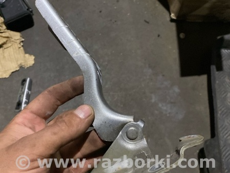 ФОТО Петли капота для Subaru Tribeca B9 (05-08) Київ