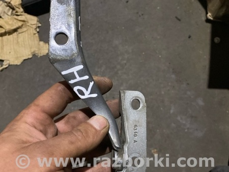 ФОТО Петли капота для Subaru Tribeca B9 (05-08) Київ