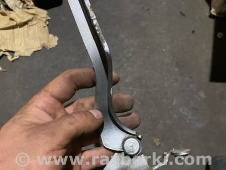 ФОТО Петли капота для Subaru Tribeca B9 (05-08) Київ