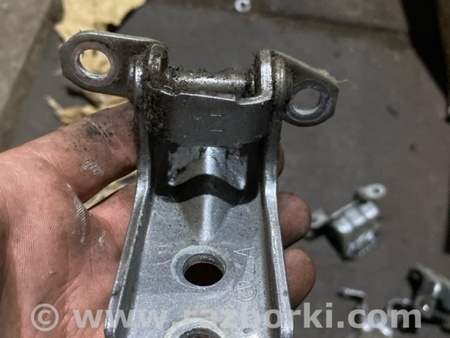 ФОТО Петля двери для Subaru Tribeca B9 (05-08) Київ