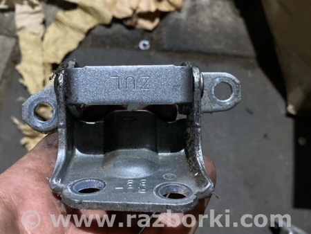 ФОТО Петля двери для Subaru Tribeca B9 (05-08) Київ