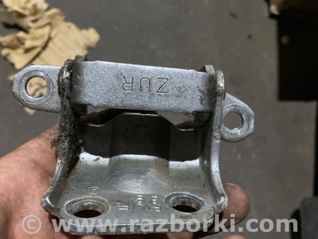 ФОТО Петля двери для Subaru Tribeca B9 (05-08) Київ