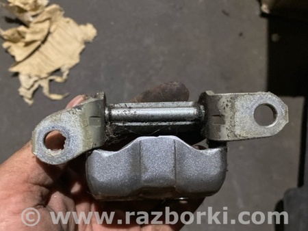 ФОТО Петля двери для Subaru Tribeca B9 (05-08) Київ
