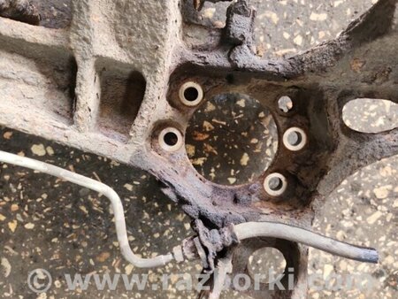 ФОТО Цапфа задняя для Subaru Legacy IV BL/BP (03-09) Київ