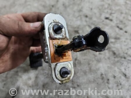 ФОТО Ограничитель двери передний левый для Hyundai Tucson III TL (15-21) Київ