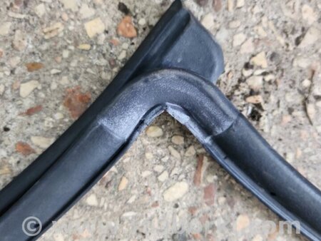 ФОТО Уплотнительная резинка передняя правая для Hyundai Tucson III TL (15-21) Київ