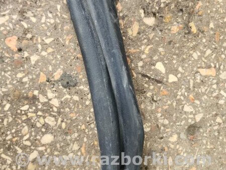 ФОТО Уплотнительная резинка передняя правая для Hyundai Tucson III TL (15-21) Київ